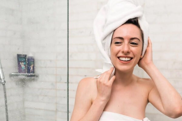 DIY Beauty: When It’s Safe to Try at Home and When to Leave It to the Pros